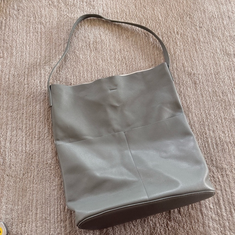 OAK + FORT The City Tote Bag in Sage - Picture 2 of 11
